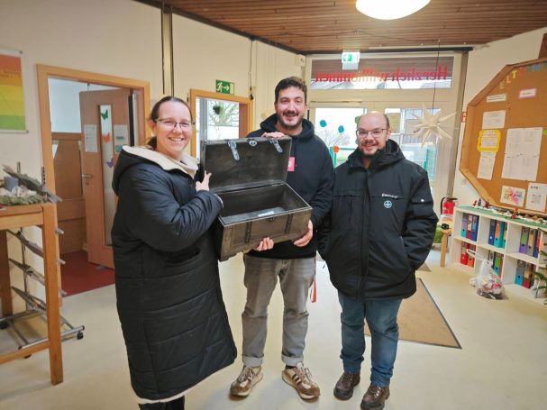 Geld Übergabe Weihnachten 2024